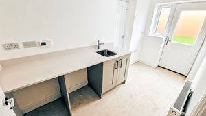 Photo 7- click for photo gallery